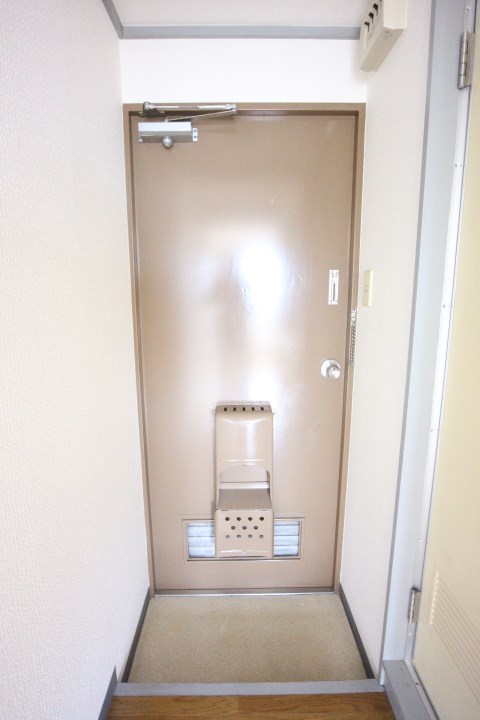シャインエイト 玄関