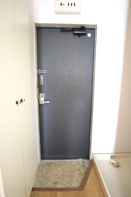 サニーウェル鈴蘭 玄関