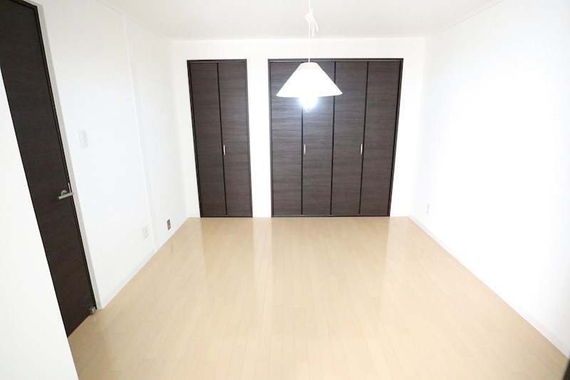 ラムール鈴蘭台 ベッドルーム