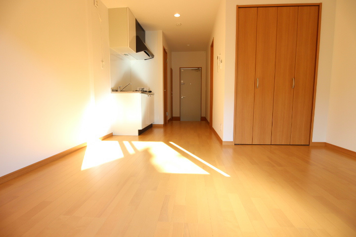 ヴィアノ山下町アスティオン リビング