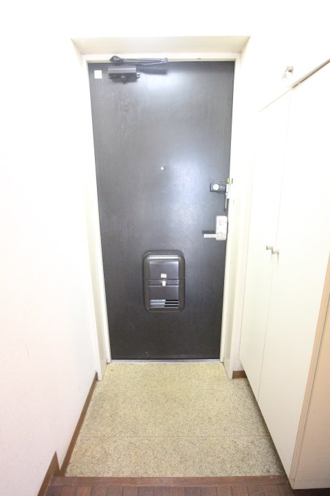 サンパレス21須磨 玄関