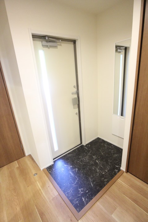 メゾンド・メルヴェーユ須磨 玄関