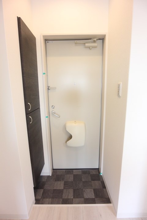 スミカ片山町 玄関