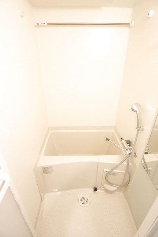 レジュールアッシュ神戸グランフィール 風呂画像