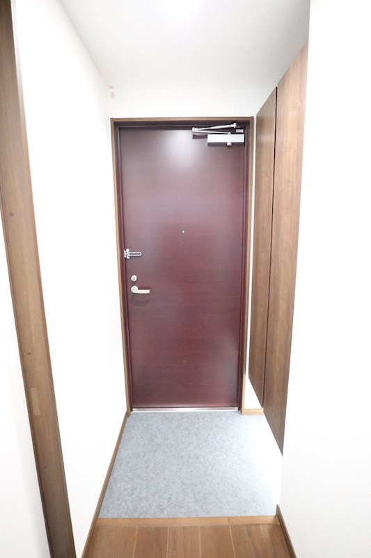 真野マンション 玄関