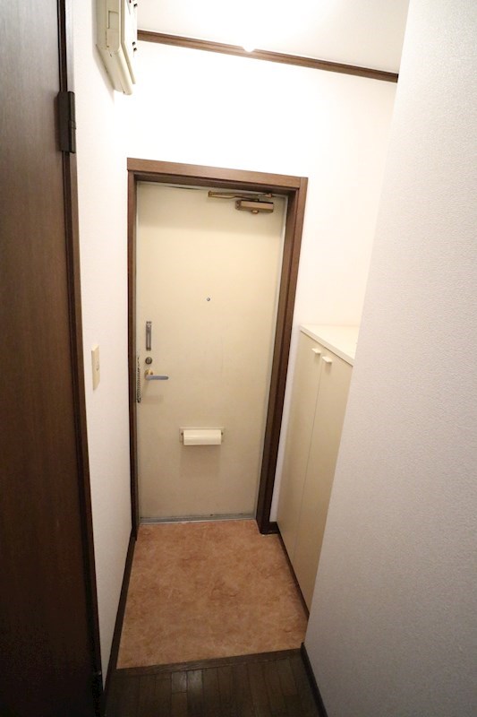 エステートピア上沢 玄関