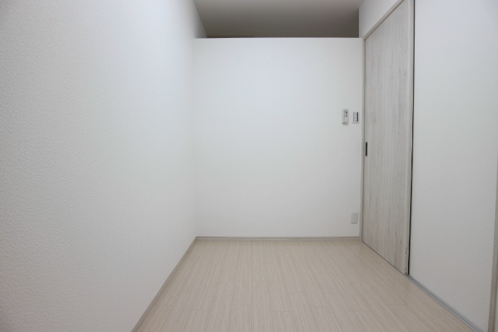 エヌエムキャランドドゥ ベッドルーム