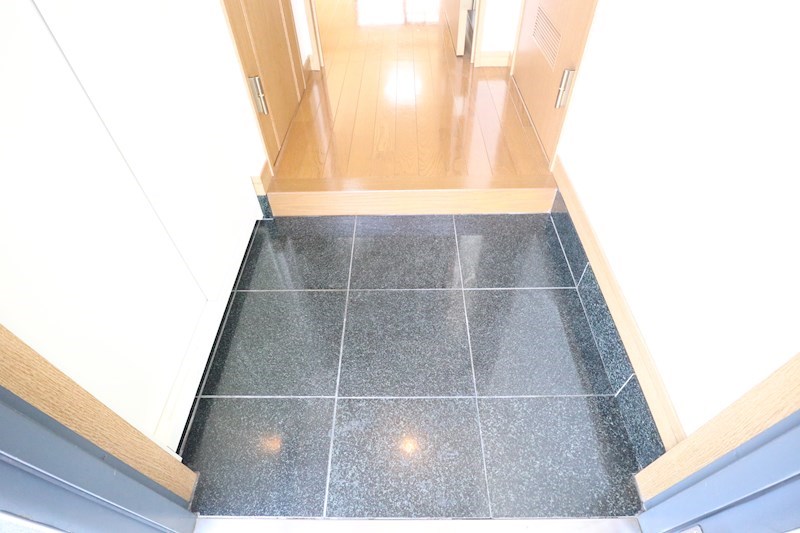 フルール須磨 玄関