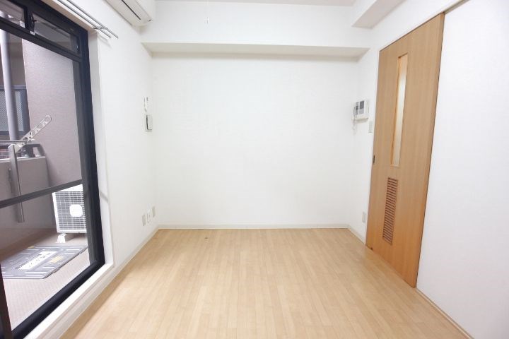 ロイヤル三ツ星Ⅱ リビング