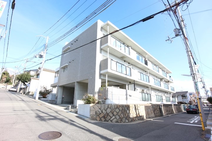 エトワール長尾 外観