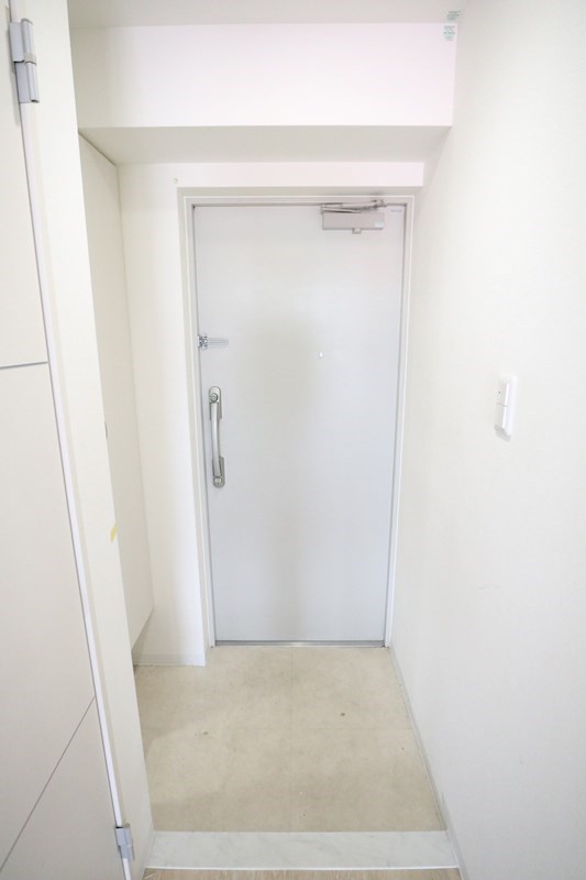 ブライジング 玄関