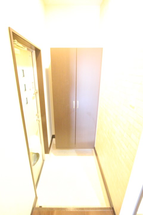 ヴィアノ大谷町 玄関