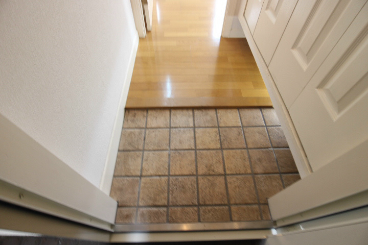 ワコーレヴィータ須磨浦通 玄関