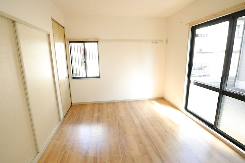 フレグランス谷御所 リビング