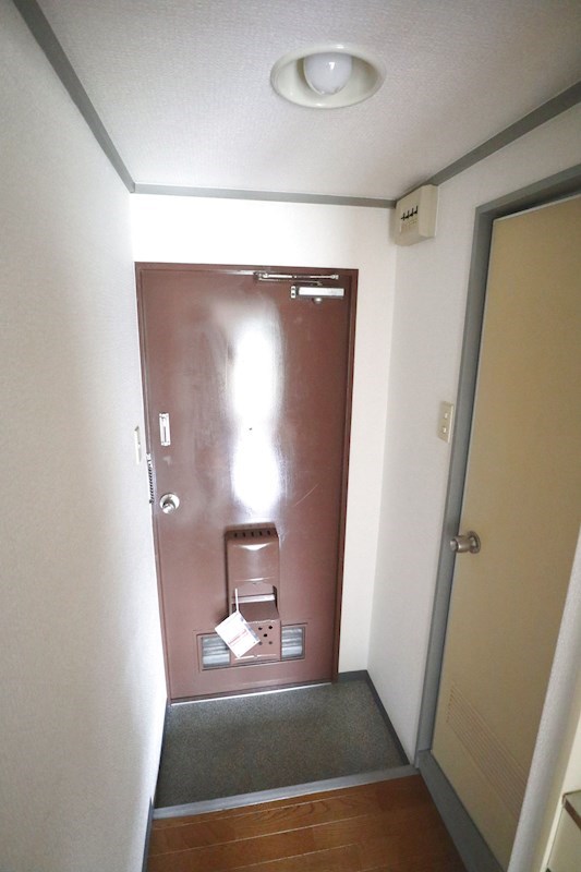 シャインエイト 玄関