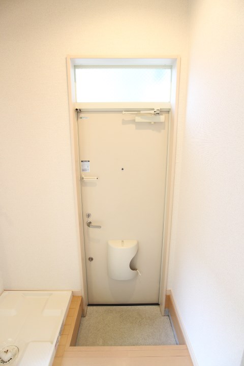 ルネ月見山 玄関