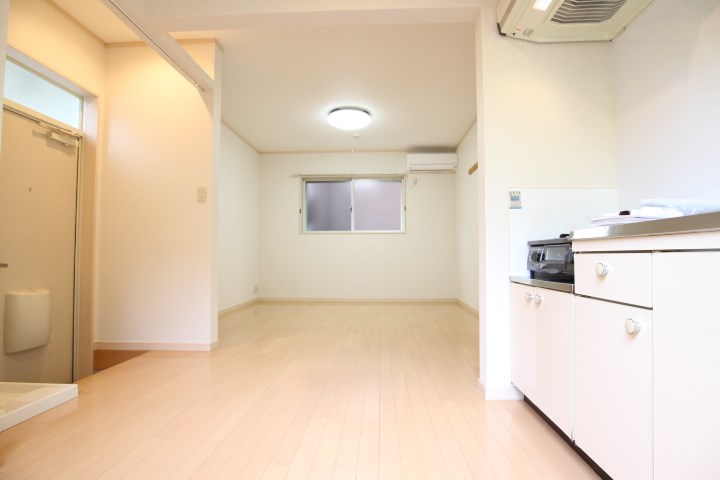 ルネ月見山 リビング