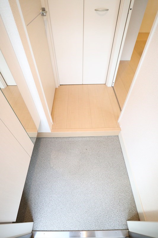 すずらんハイツ 玄関
