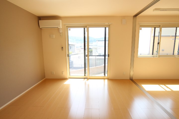 ソレーユ・コート リビング