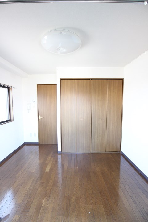 パレドルミエール ベッドルーム