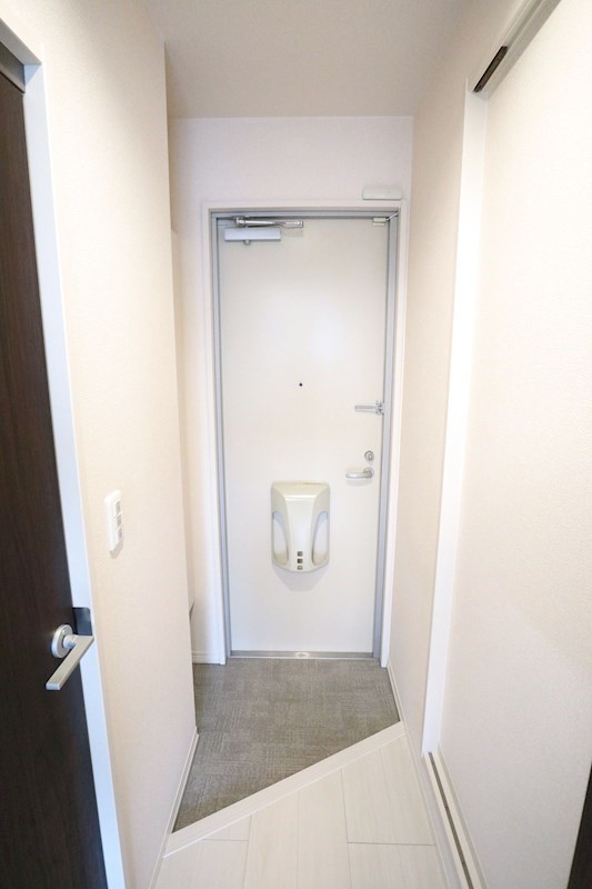 ルミエール千守 玄関