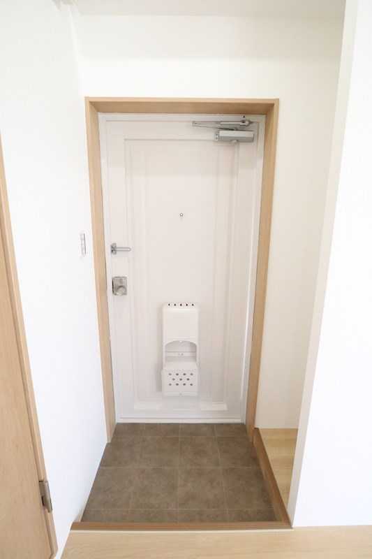 高島グリーンハイツ 玄関