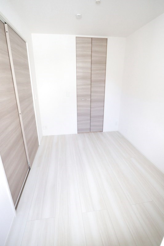 クローバー富士5号館 ベッドルーム