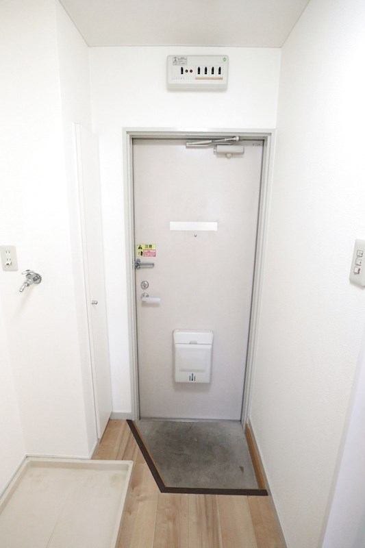 エスポワール谷上 玄関