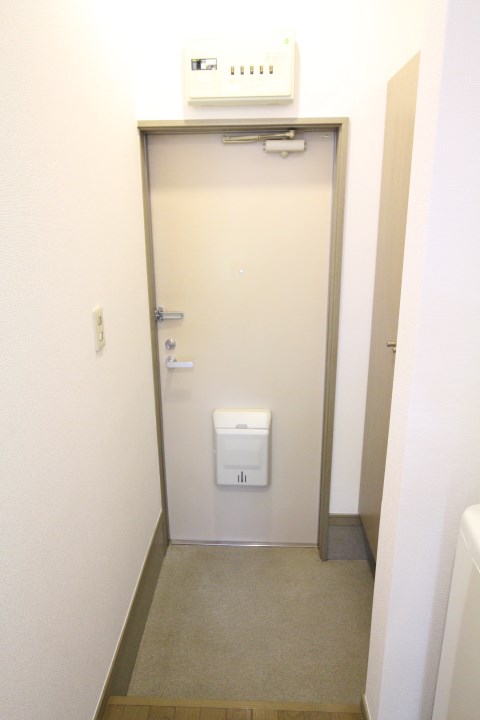 ワコーレ須磨衣掛 玄関