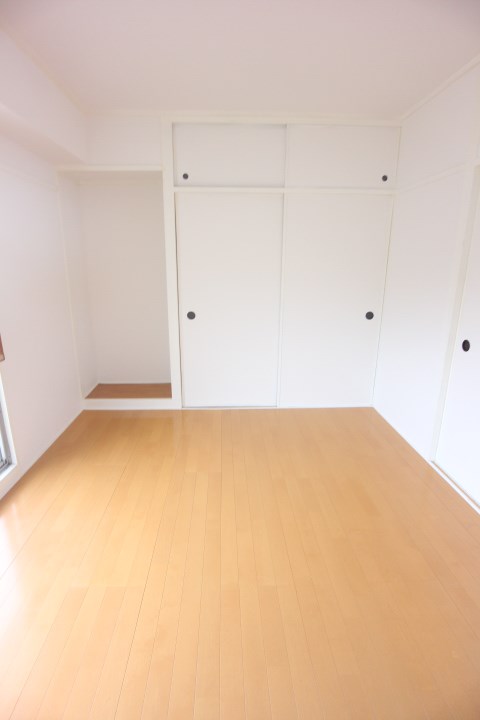 白川台ハイツ ベッドルーム