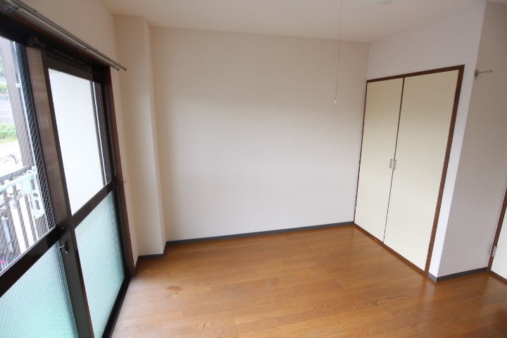 ハイツフォーシーズン ベッドルーム