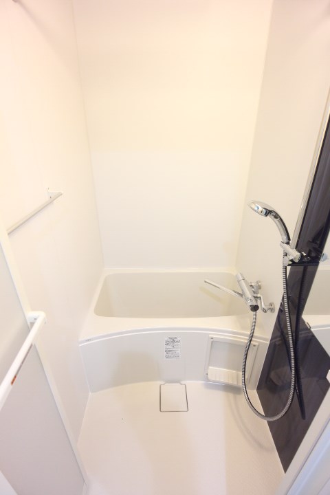 エヌエムサンカンテキャトフC棟 風呂画像