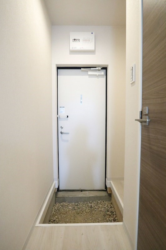 NETーK片山町 玄関