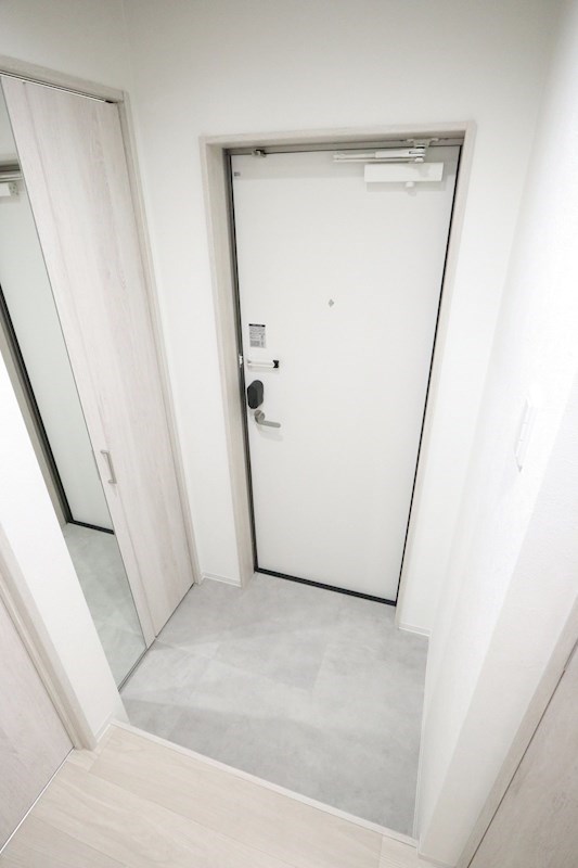 ワコーレヴィータ宝田町 玄関