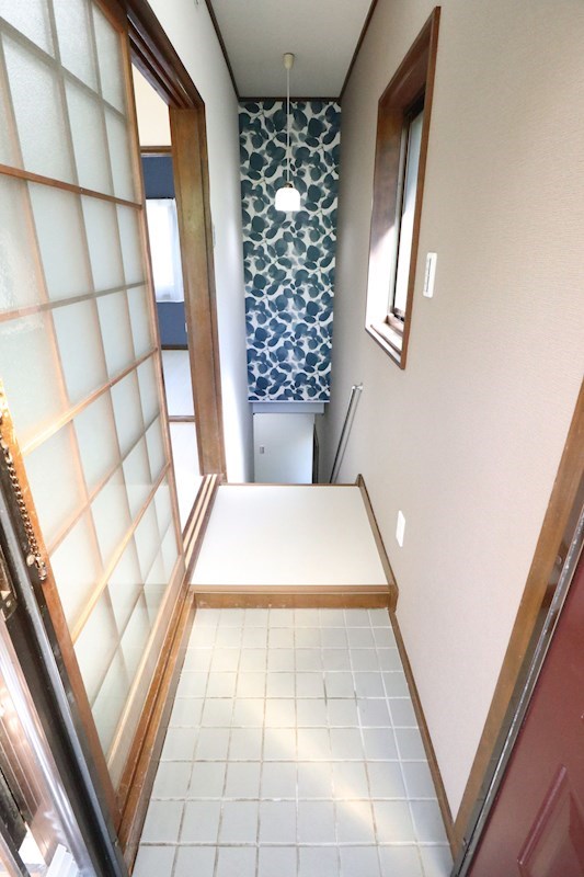 大日丘町1丁目戸建 玄関