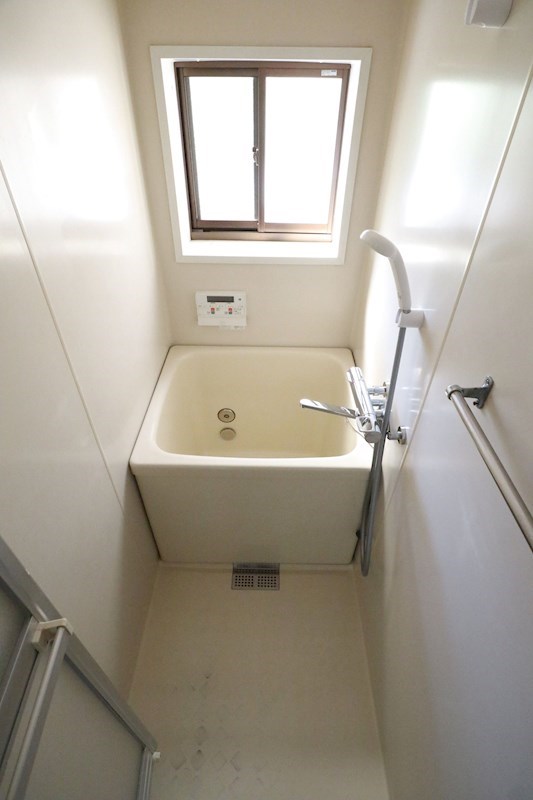大日丘町1丁目戸建 風呂画像