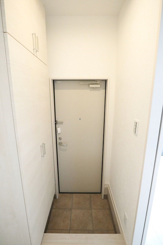KARIN房王寺 玄関