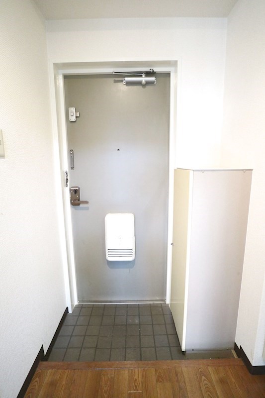 みなみハイツ 玄関