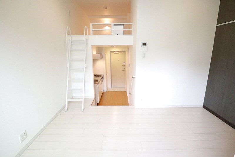 ポートレジデンス海運町 リビング