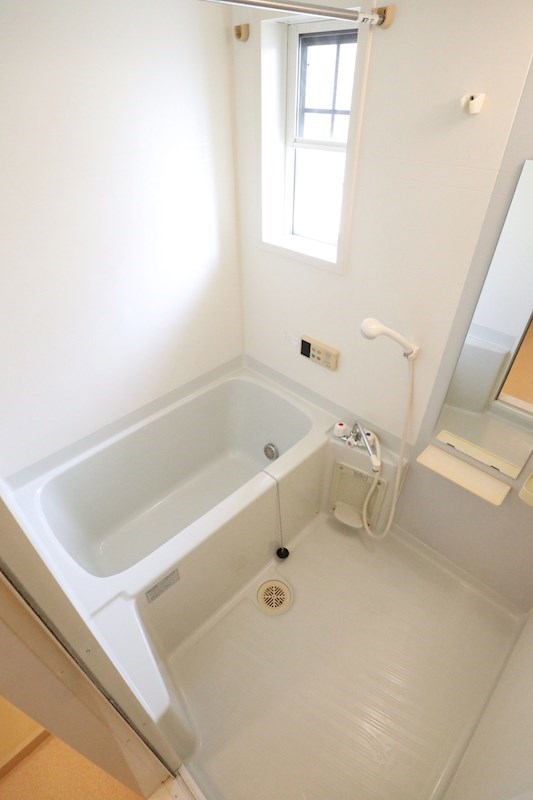 ネーベルベルク弐番館 風呂画像