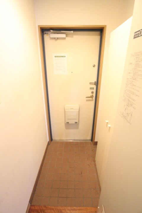 Badge新長田 玄関