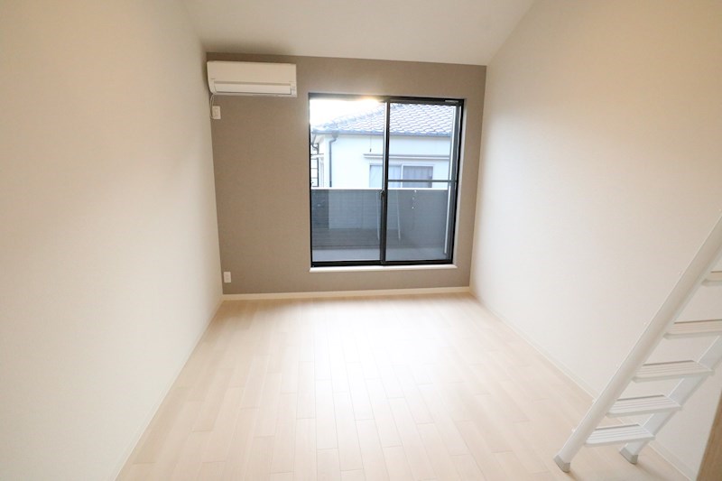 tentree神戸長田 リビング