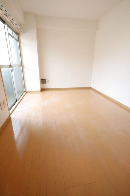 吉田マンション ベッドルーム