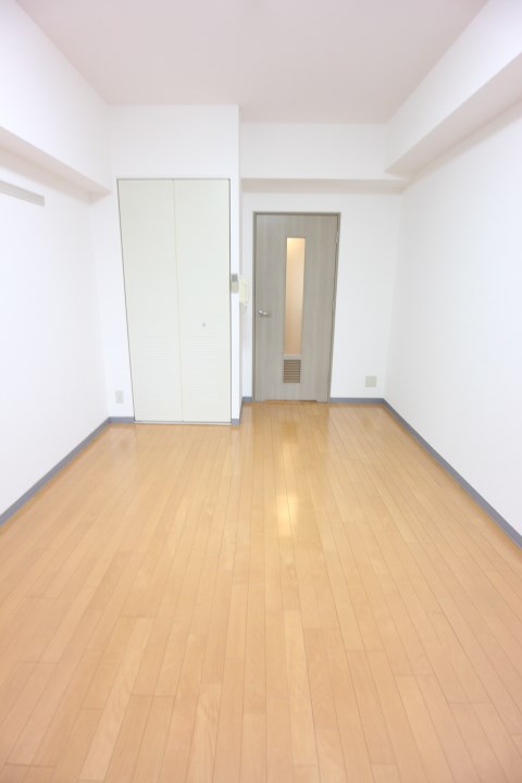 レジデンス妙法寺 リビング