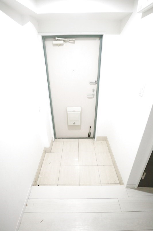 ラムール鷹取 玄関