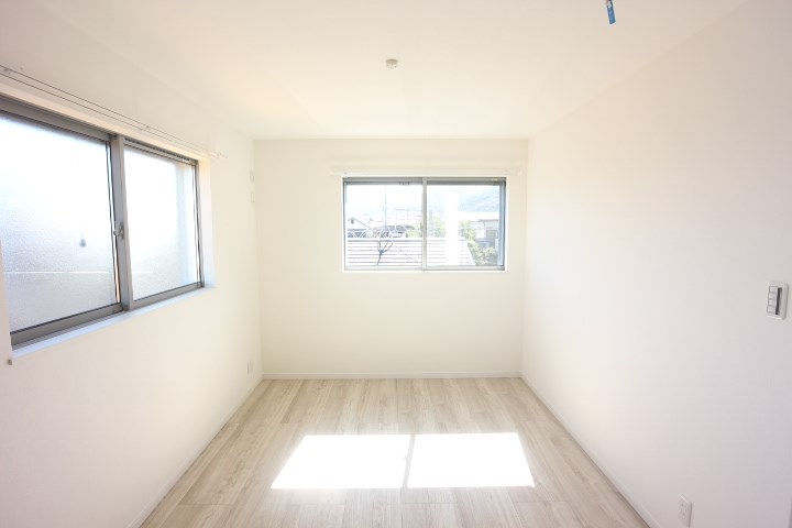 KARIN月見山 ベッドルーム