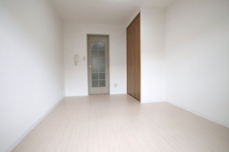 スクエアメゾン鈴蘭台 ベッドルーム