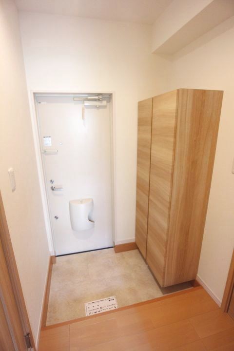 アクロス東須磨アパートメント 玄関