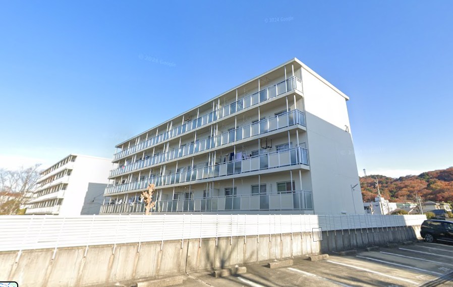ひよどり台3団地21号棟  外観写真