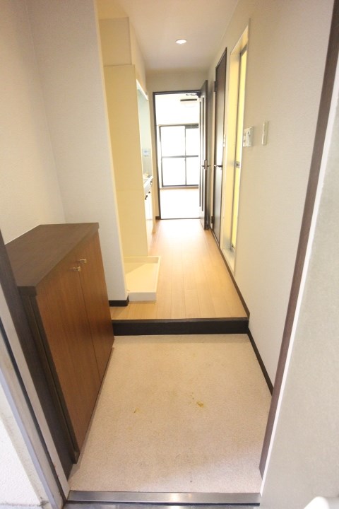 アクティ須磨浦 玄関